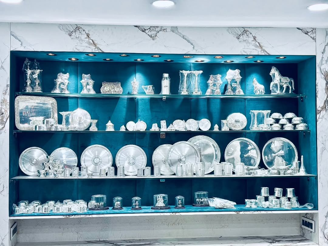 Gold and Silver Jewellery Wholesale Showroom